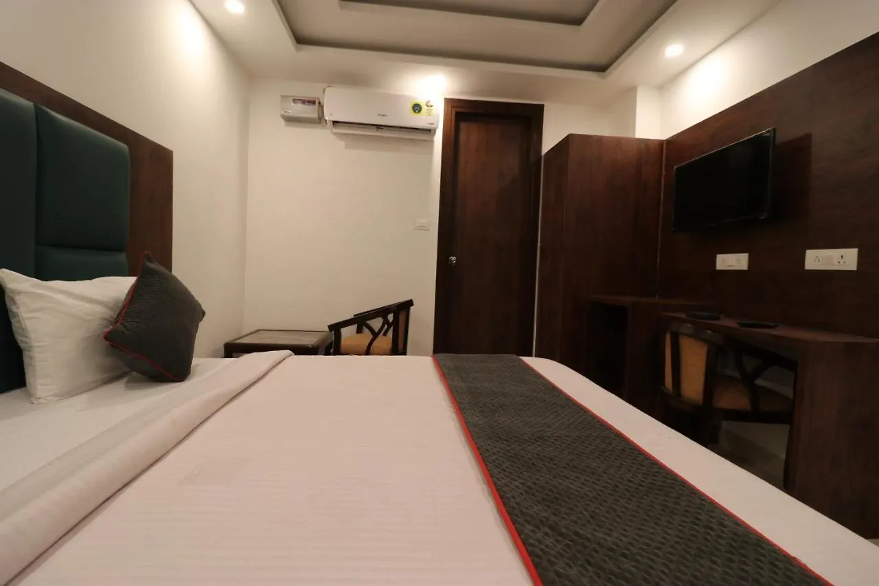 ****  Hotel Krone A Family Hotel Near Igi Airport Delhi New Delhi India