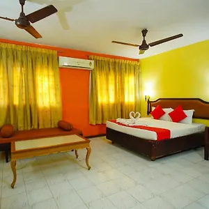 *** Hotel Dwaraka India